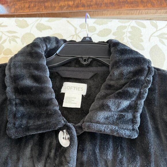Softies Button Down Embossed Plush Jacket (Black) - Picture 5 of 8